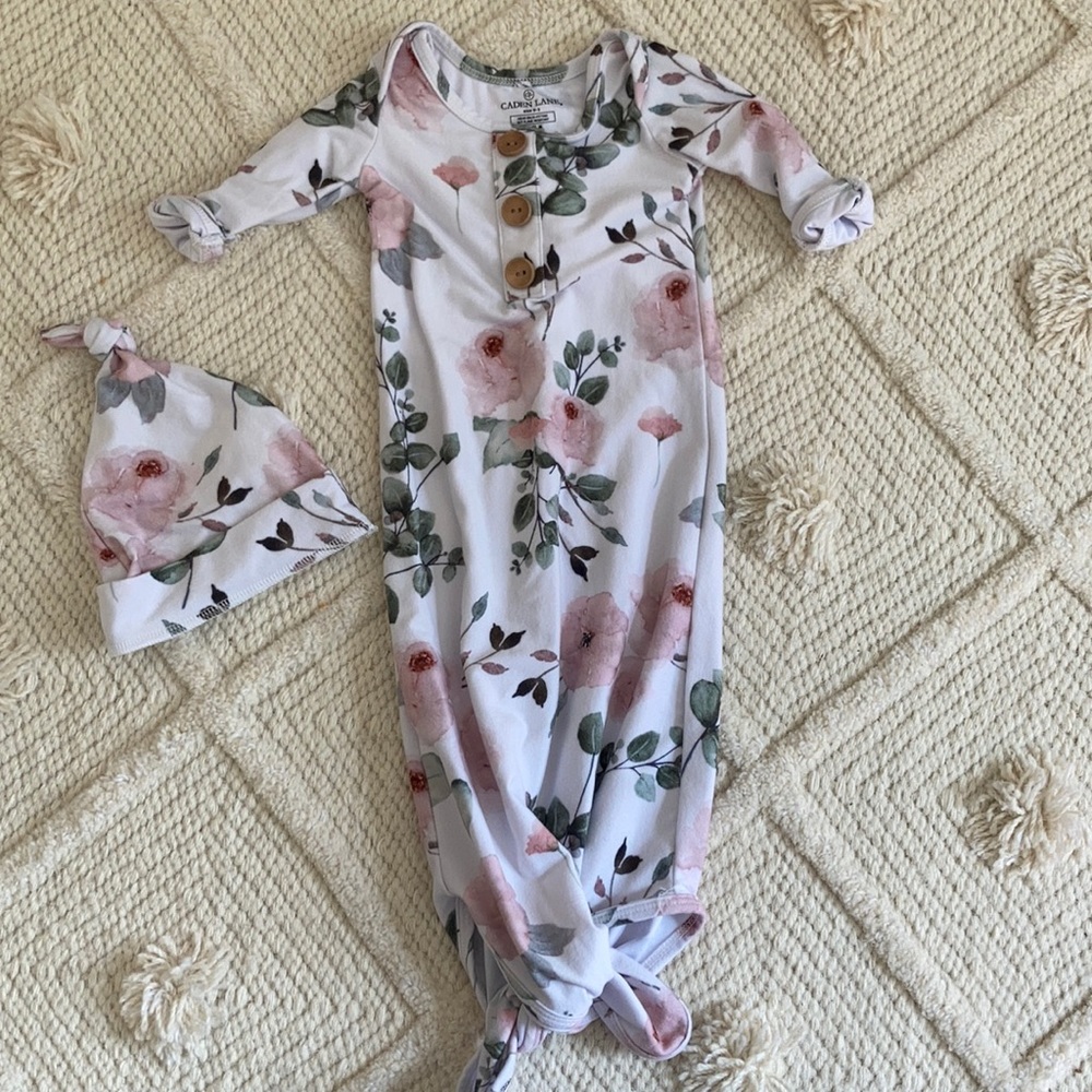Caden lane knotted gown